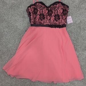 DaVinci 12 Coral Knee Length Dress Chiffon Overskirt Lace Bodice Preppy Prom